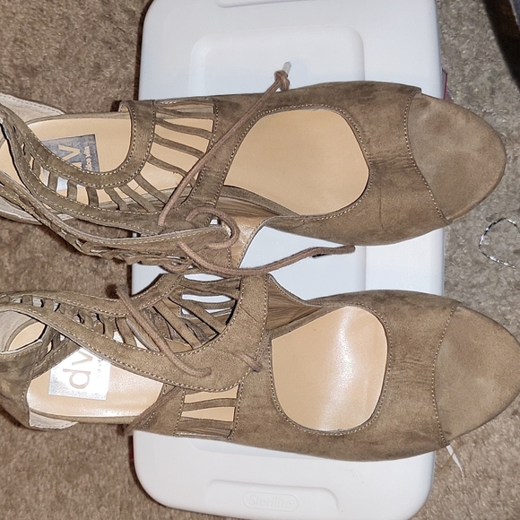 13M Dolce Vita Dark Tan Lace up suede open toe heel - Picture 8 of 12